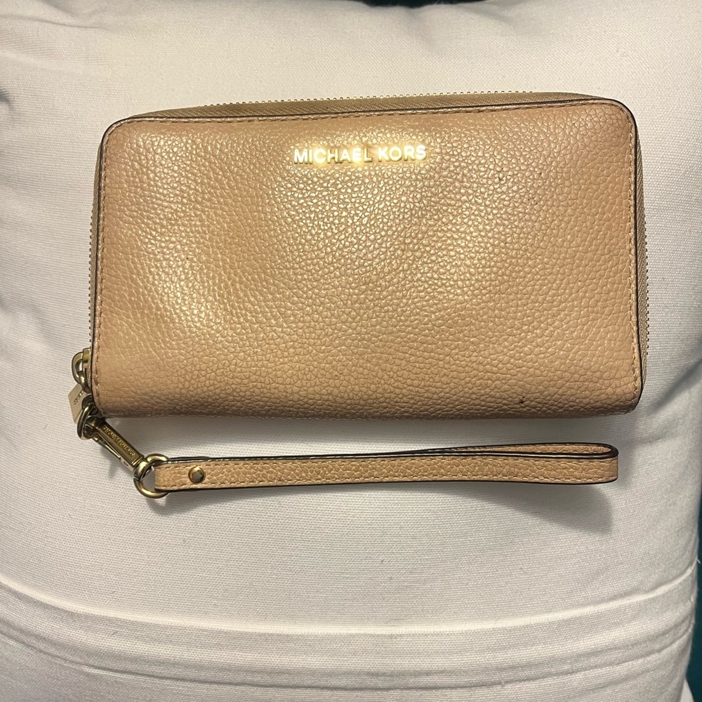 Michael Kors Jet Set Wallet Zip Around